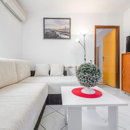 Apartments Roma 巴什卡沃达 外观 照片