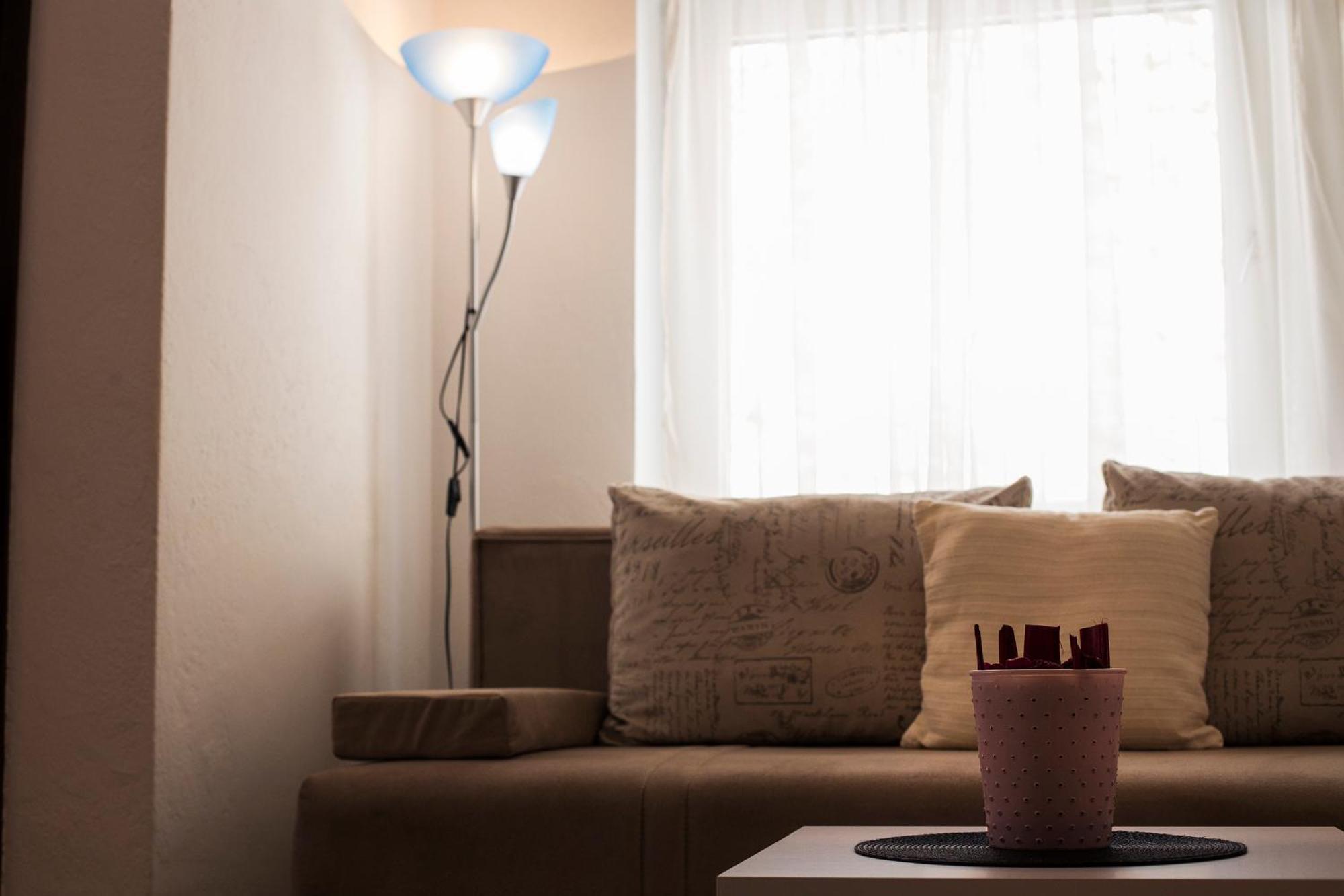 Apartments Roma 巴什卡沃达 外观 照片