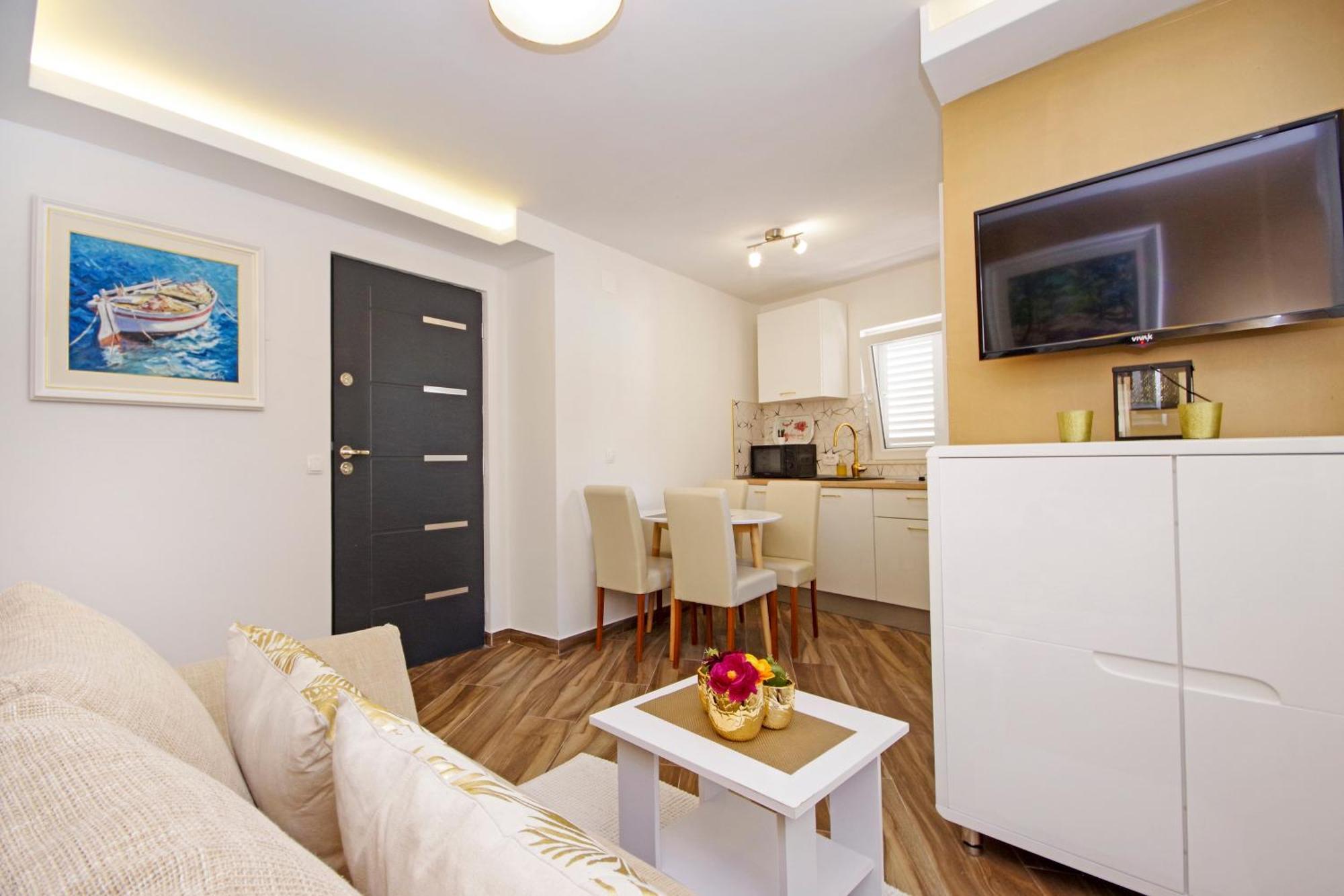 Apartments Roma 巴什卡沃达 外观 照片