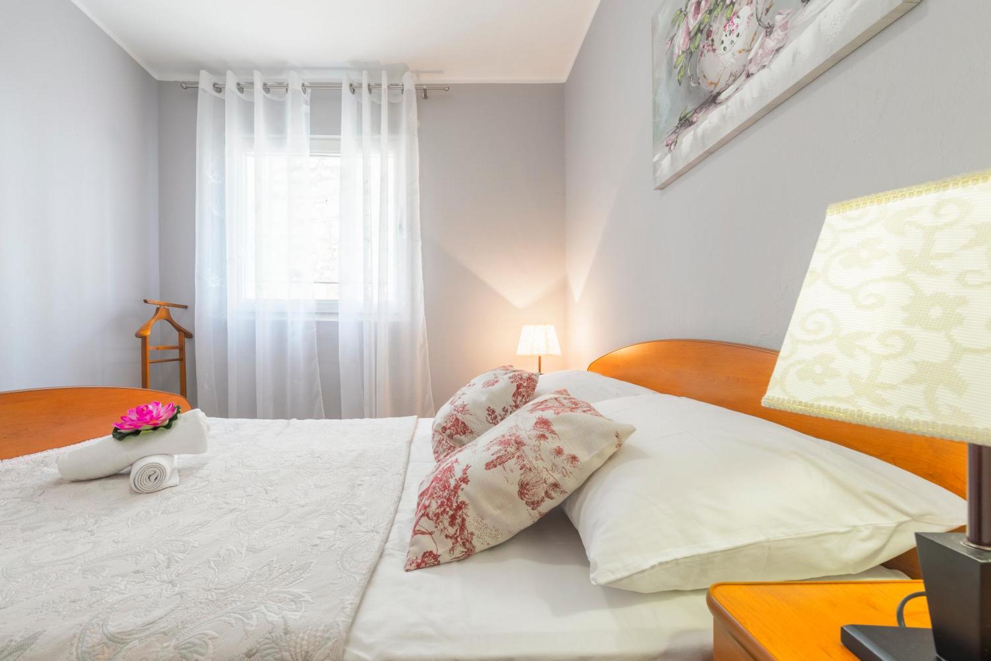 Apartments Roma 巴什卡沃达 外观 照片